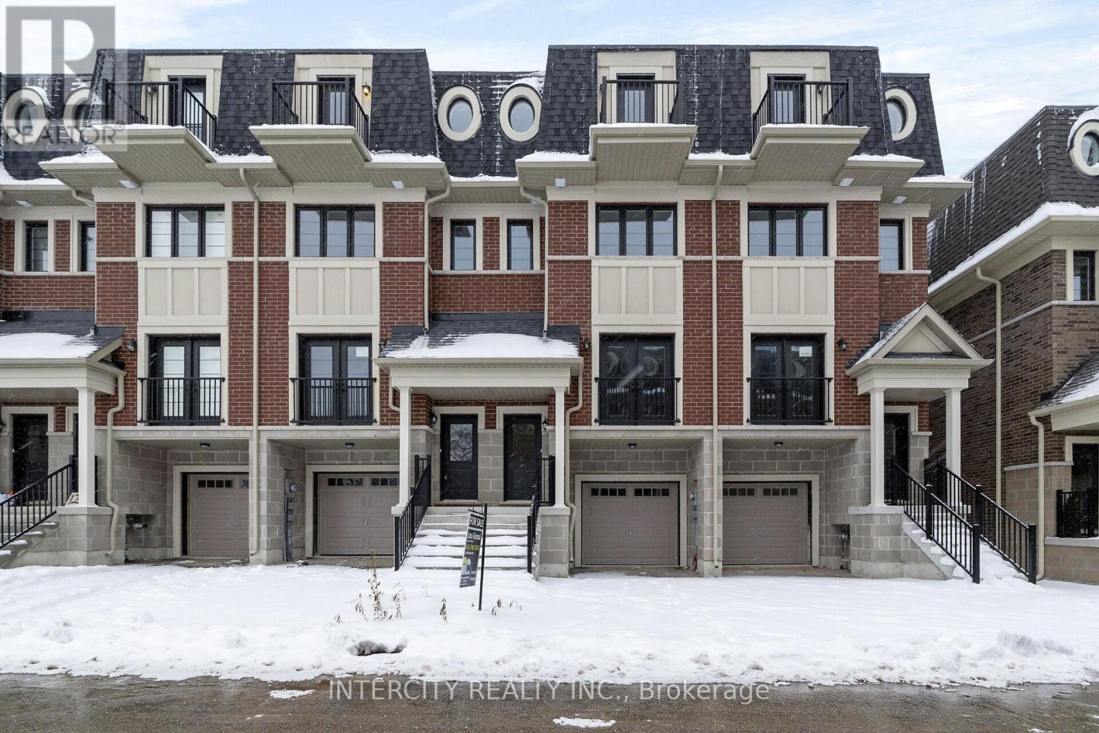 UNIT 10 - 39 MARRET LANE, Clarington, Ontario