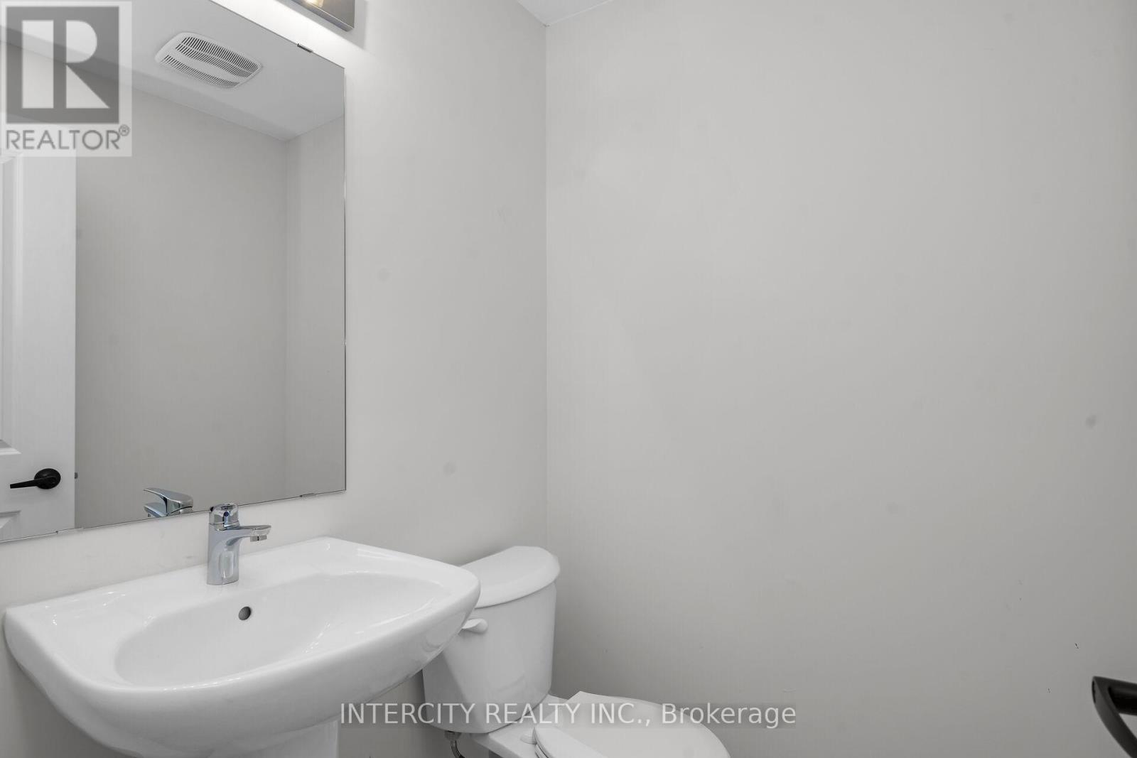 Unit 10 - 39 Marret Lane, Clarington, Ontario  L1B 1J2 - Photo 11 - E12640582