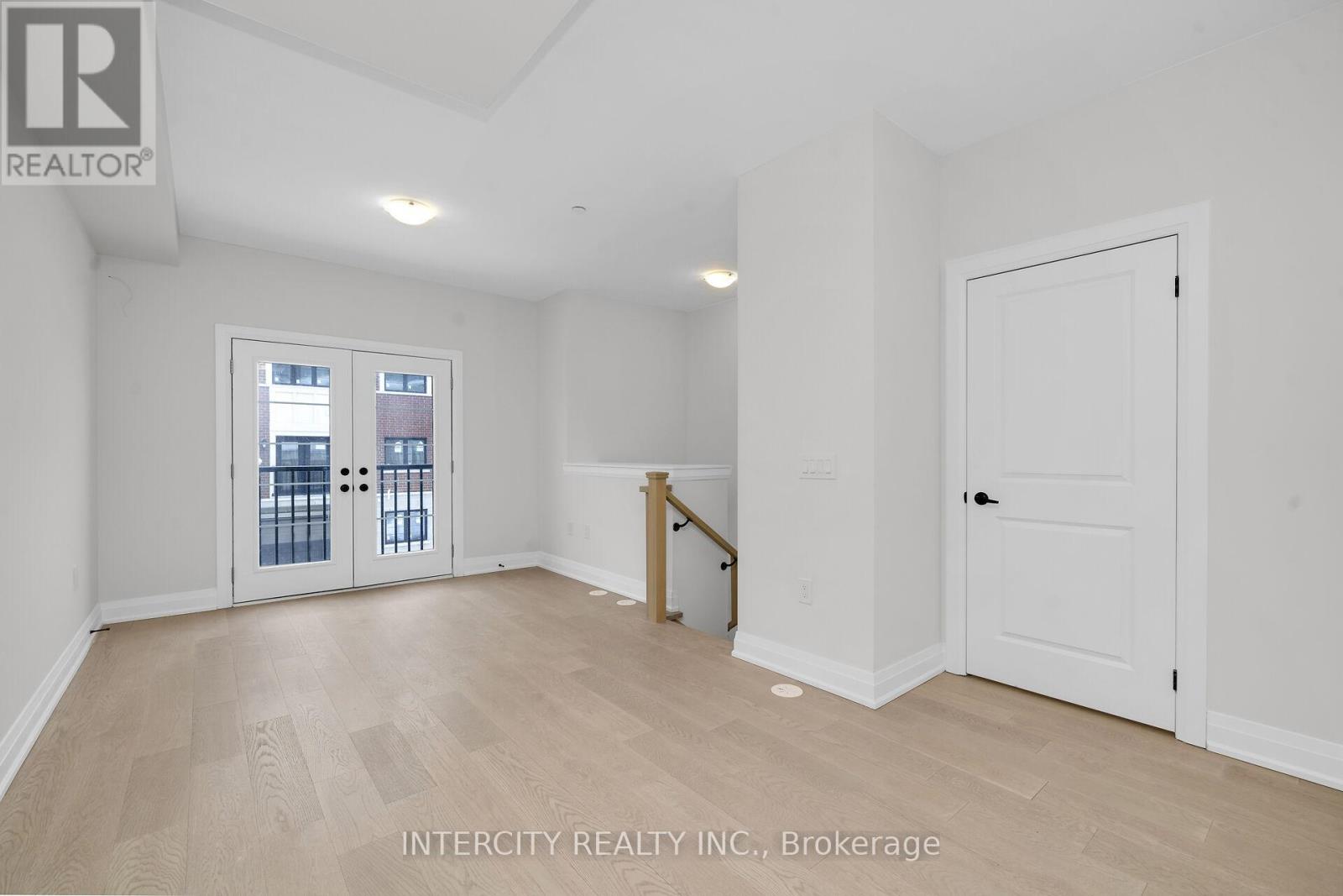 Unit 10 - 39 Marret Lane, Clarington, Ontario  L1B 1J2 - Photo 5 - E12640582