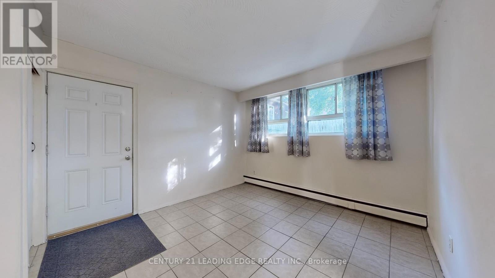 1 - 97 Elgin Street W, Oshawa, Ontario  L1G 1S5 - Photo 5 - E12640606