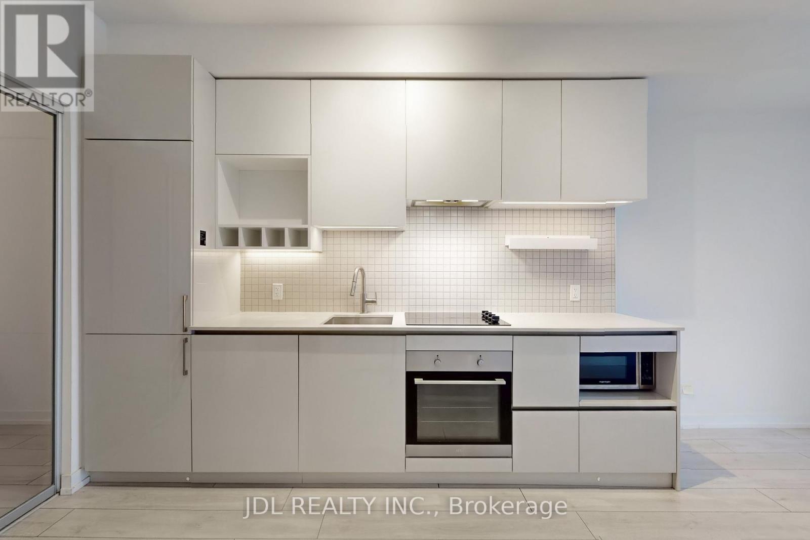 1105 - 905 Portage Parkway, Vaughan, Ontario  L4K 0J7 - Photo 18 - N12640544