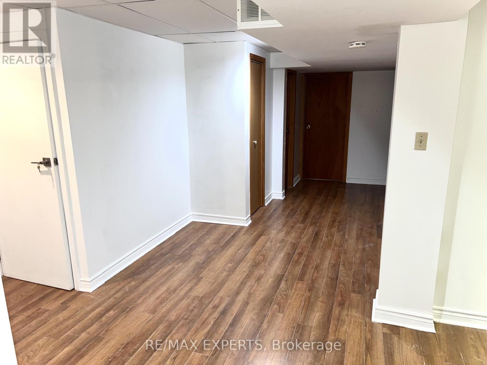 121 Jackman Crescent, Vaughan, Ontario  L4L 6N9 - Photo 14 - N12640554