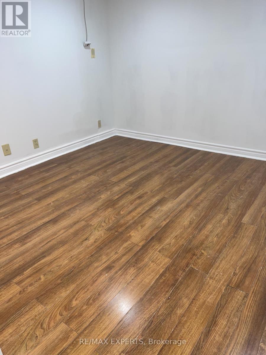 121 Jackman Crescent, Vaughan, Ontario  L4L 6N9 - Photo 15 - N12640554