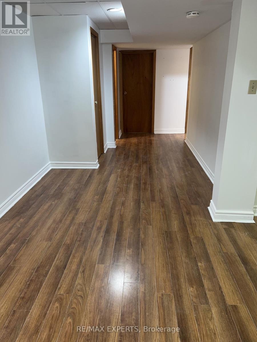 121 Jackman Crescent, Vaughan, Ontario  L4L 6N9 - Photo 9 - N12640554