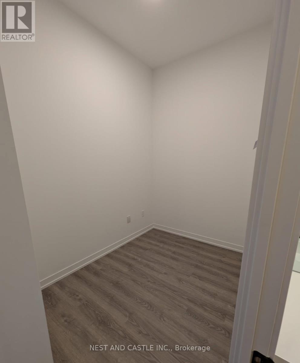 4901 - 8 Interchange Way, Vaughan (Vaughan Corporate Centre), Ontario  L4K 0R2 - Photo 11 - N12640590