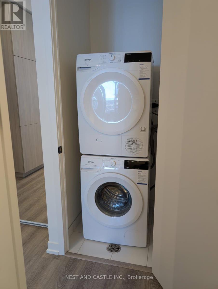 4901 - 8 Interchange Way, Vaughan (Vaughan Corporate Centre), Ontario  L4K 0R2 - Photo 13 - N12640590