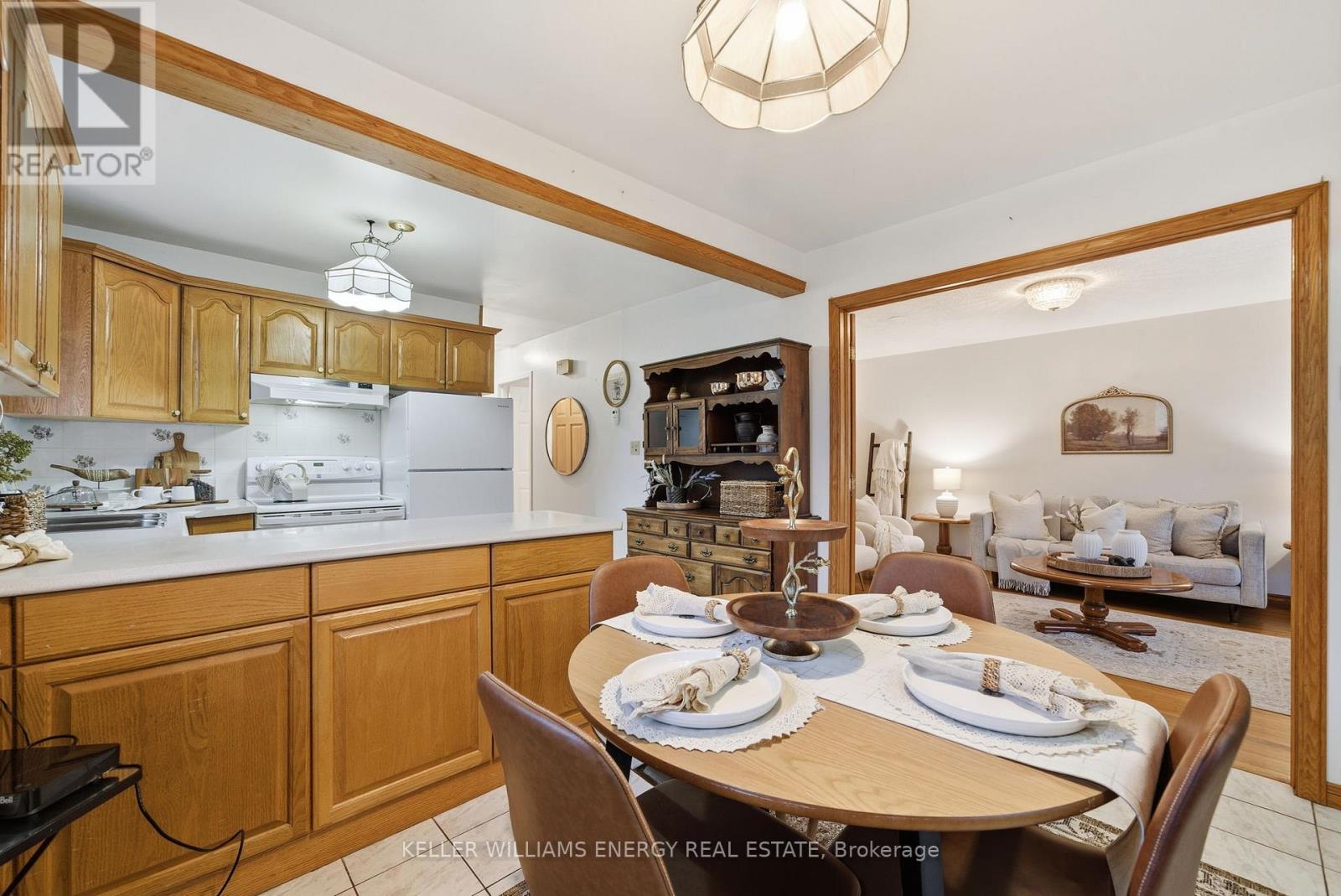 1485 Oneida Court, Oshawa (Samac), Ontario  L1G 4M7 - Photo 9 - E12640710