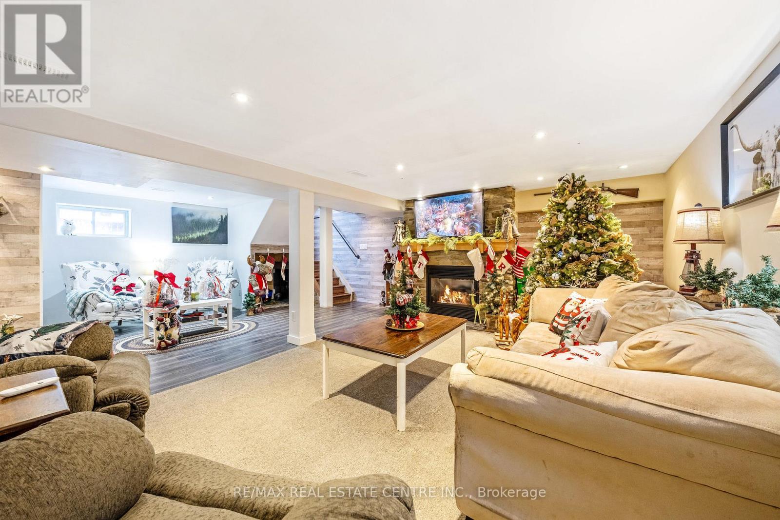 1320 Bunnell Drive, Burlington (Mountainside), Ontario  L7P 2E1 - Photo 15 - W12640546