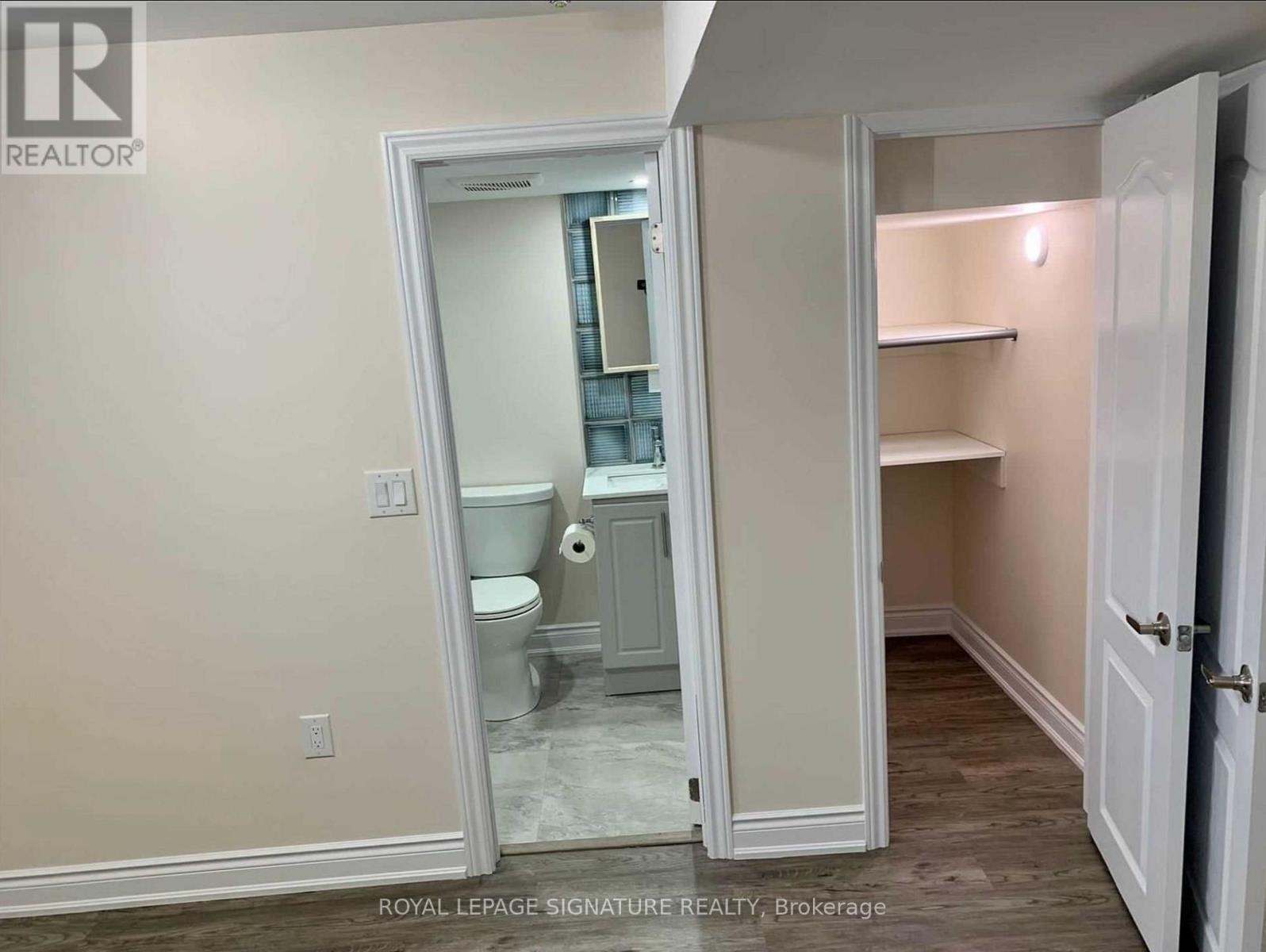 B - 227 Nautical Boulevard, Oakville, Ontario  L6L 0B9 - Photo 8 - W12640598