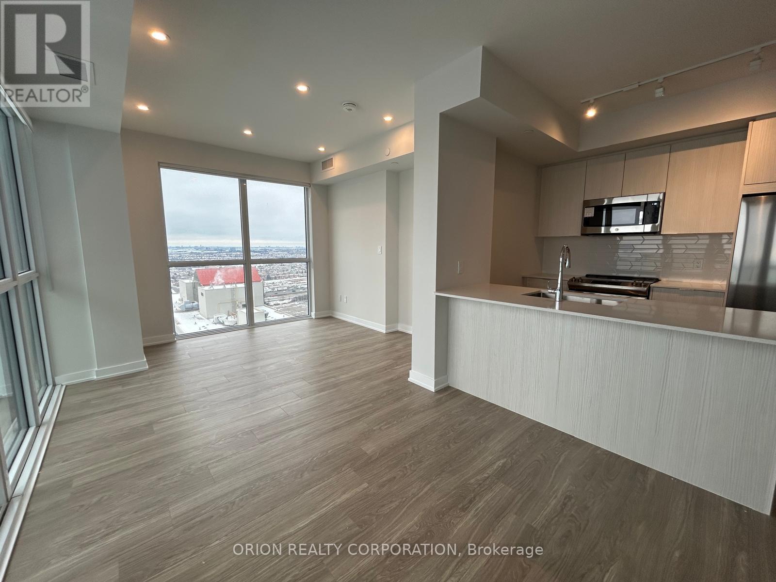 2408 - 430 Square One Drive, Mississauga, Ontario  L5B 0L6 - Photo 15 - W12640608