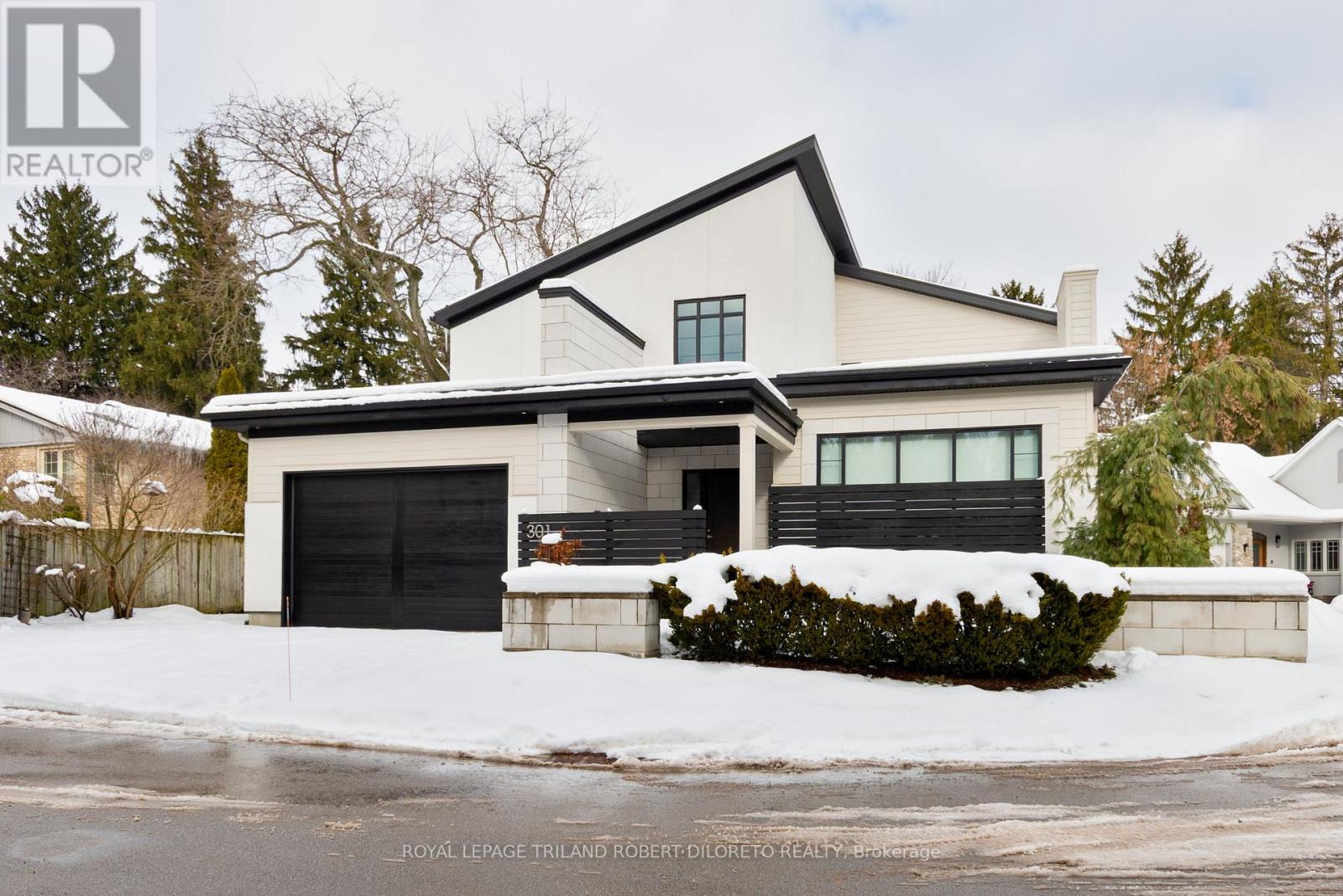 301 WATERSTONE PLACE, London North, Ontario