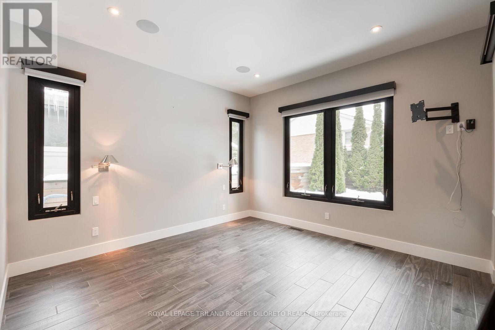 301 Waterstone Place, London North, Ontario  N6H 5N2 - Photo 19 - X12640636