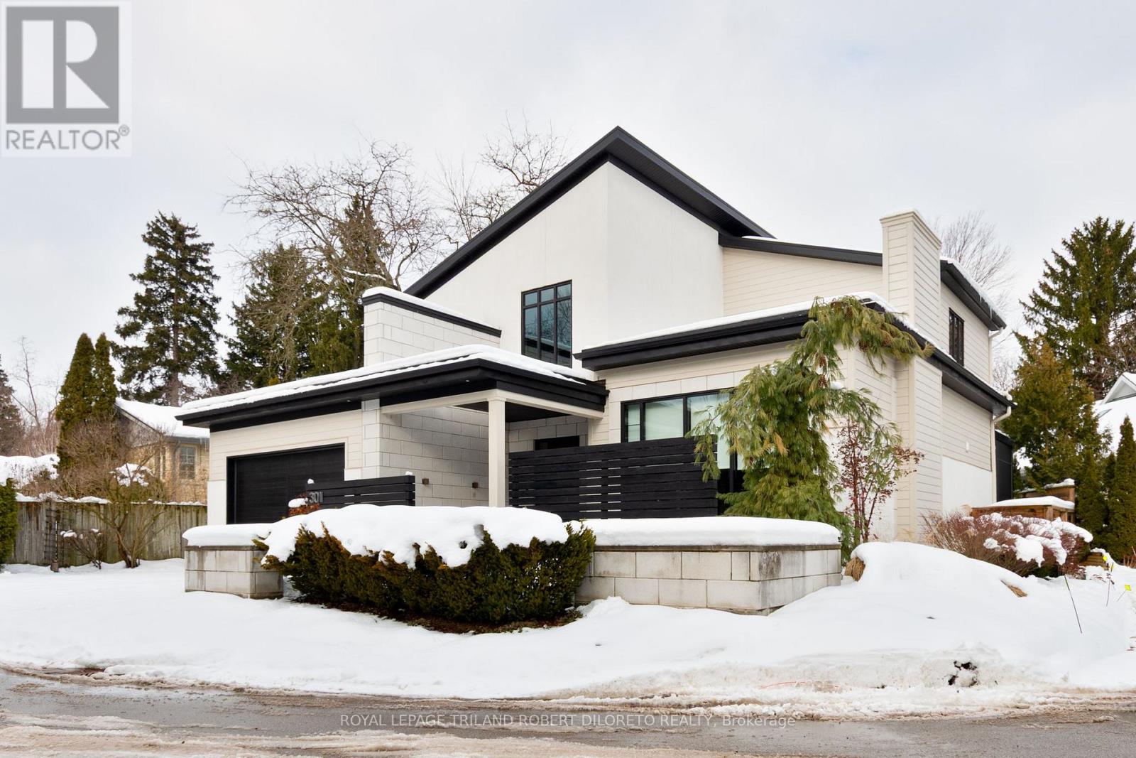 301 Waterstone Place, London North, Ontario  N6H 5N2 - Photo 2 - X12640636