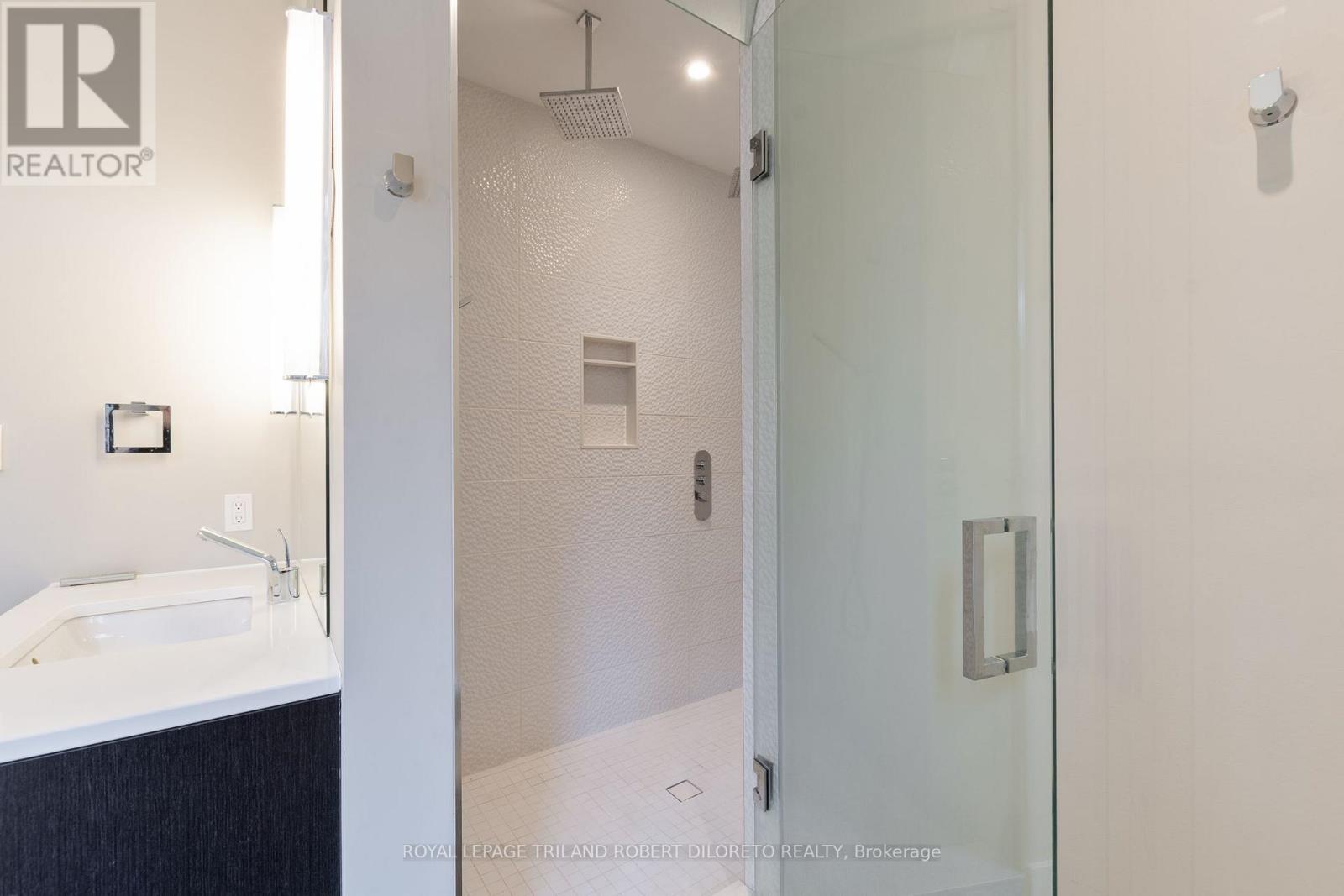 301 Waterstone Place, London North, Ontario  N6H 5N2 - Photo 23 - X12640636