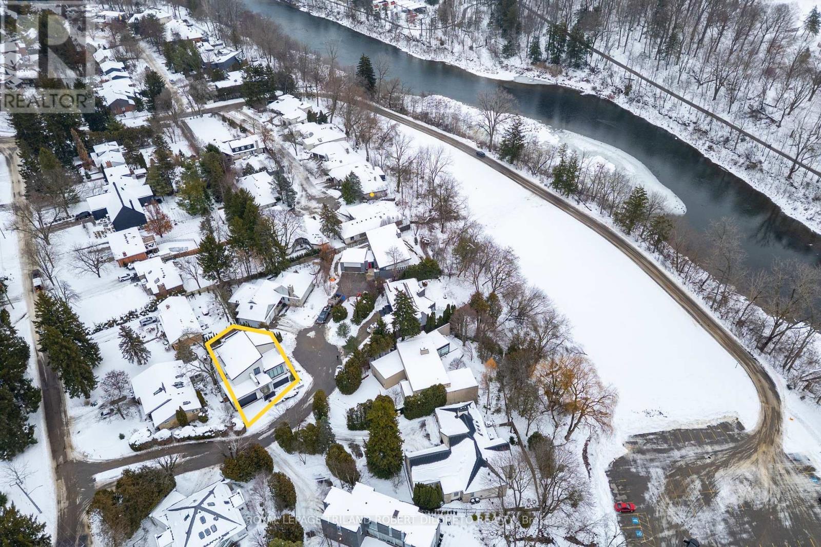 301 Waterstone Place, London North, Ontario  N6H 5N2 - Photo 3 - X12640636