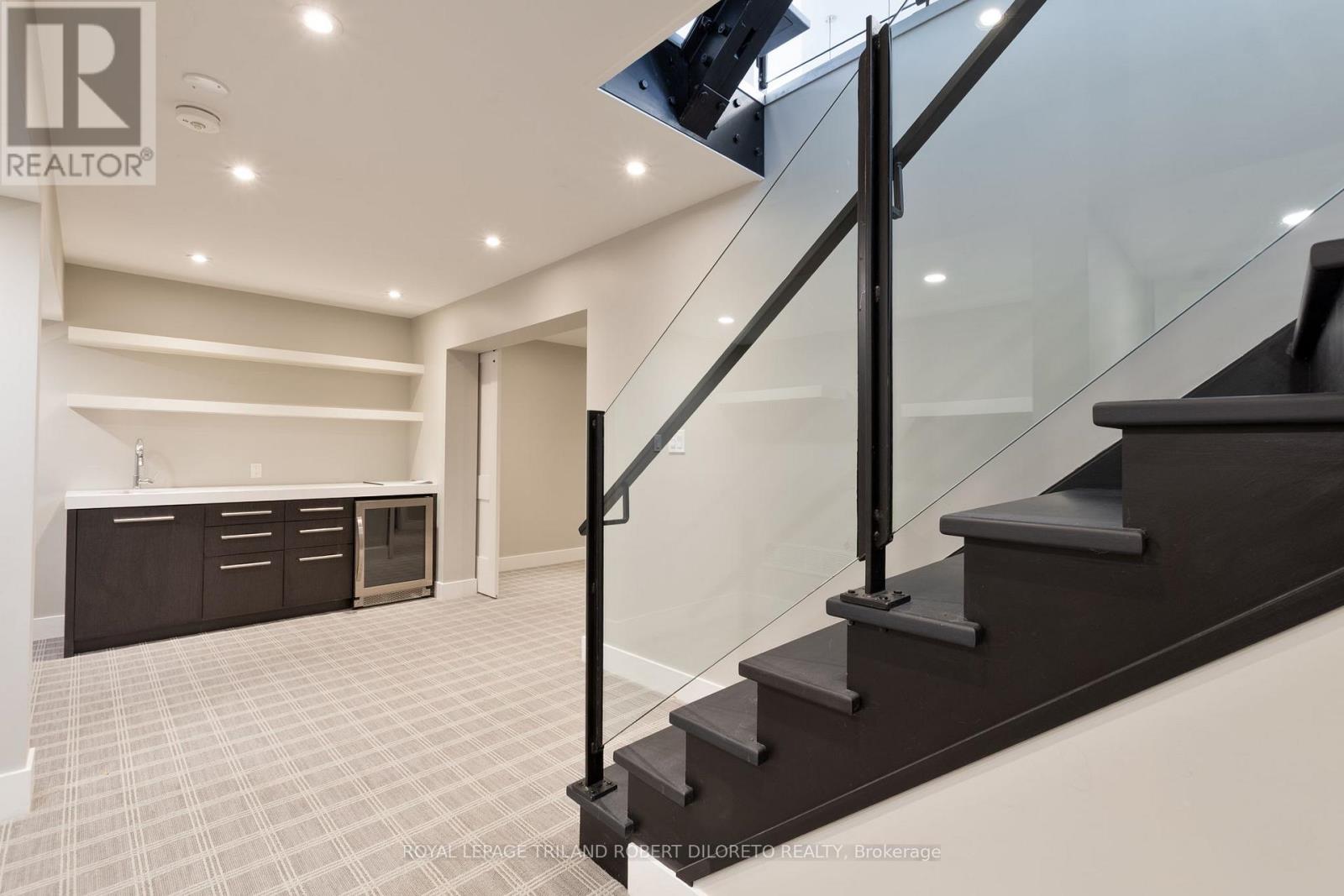 301 Waterstone Place, London North, Ontario  N6H 5N2 - Photo 34 - X12640636