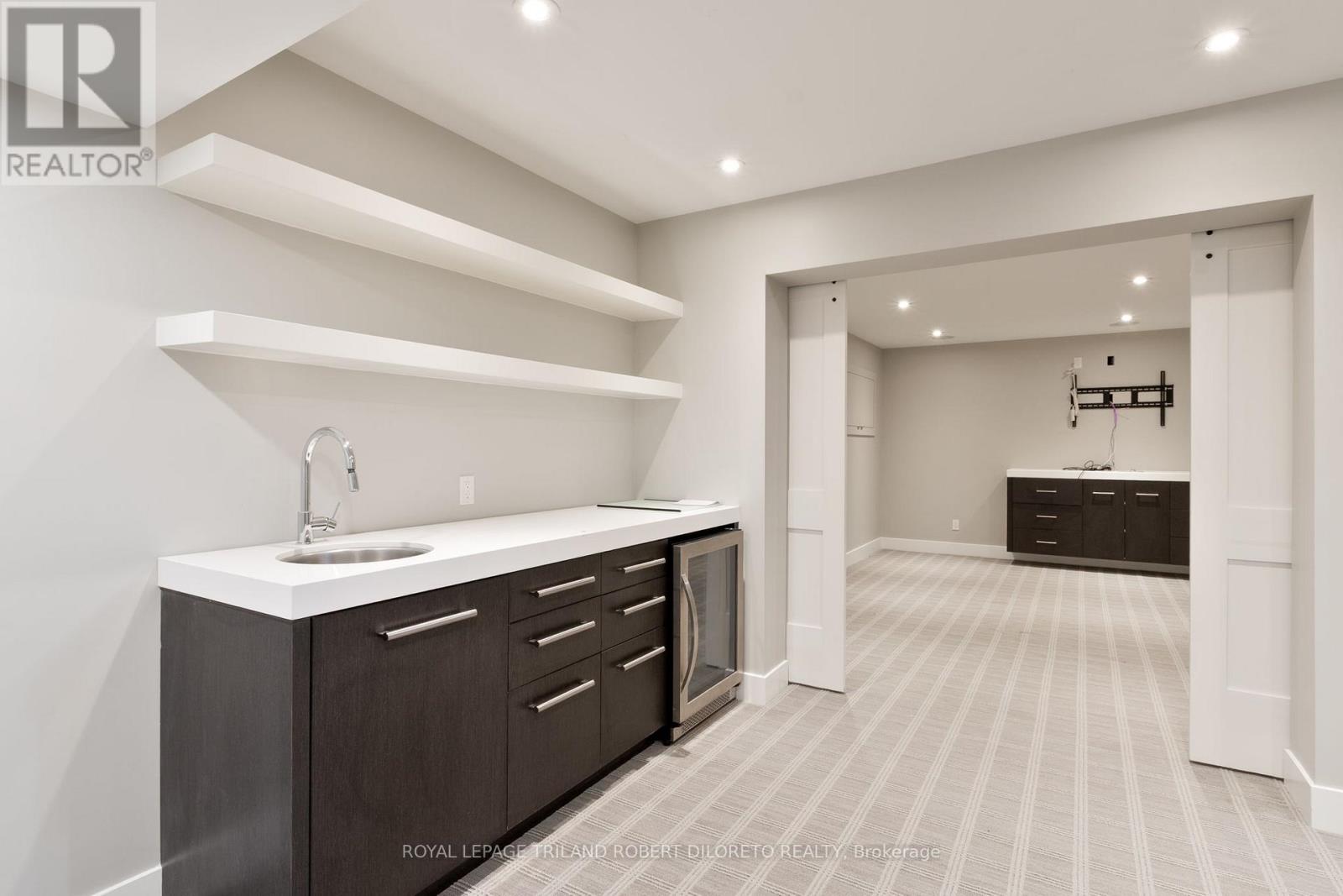 301 Waterstone Place, London North, Ontario  N6H 5N2 - Photo 35 - X12640636