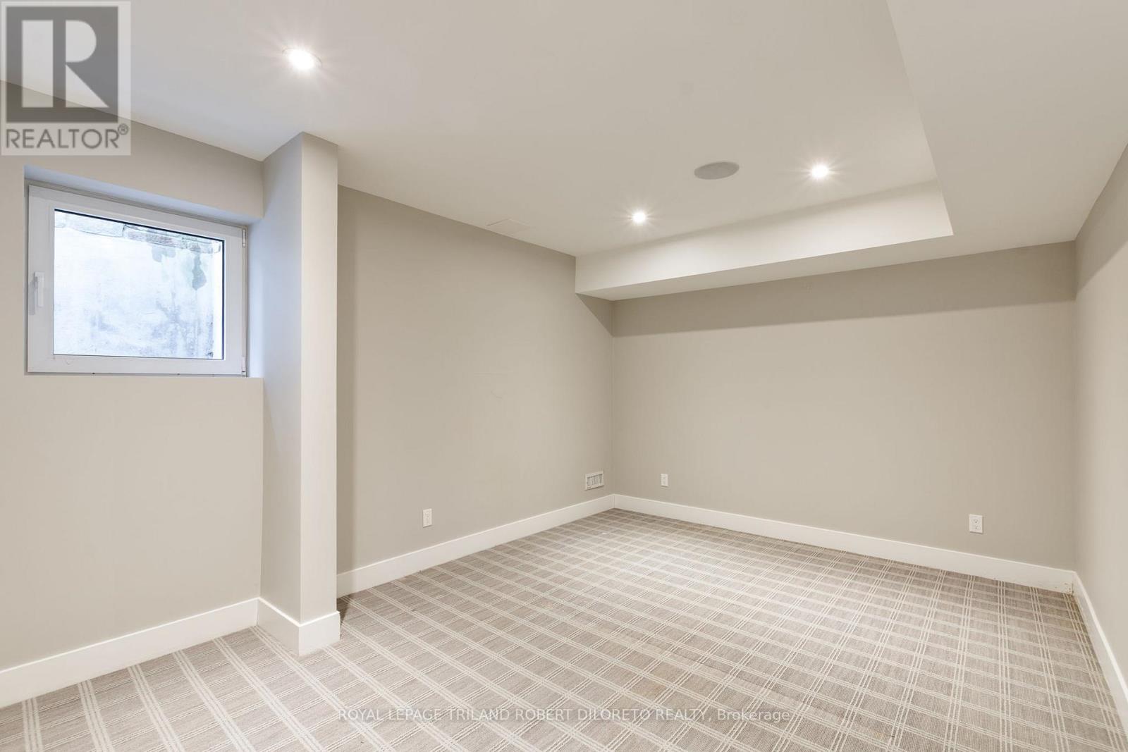 301 Waterstone Place, London North, Ontario  N6H 5N2 - Photo 37 - X12640636