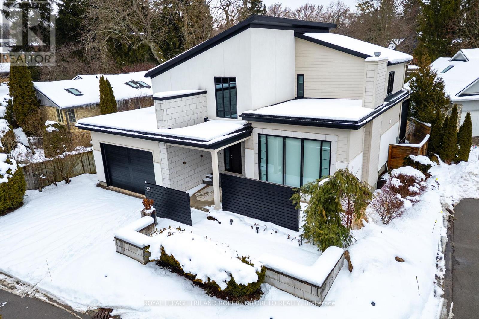 301 Waterstone Place, London North, Ontario  N6H 5N2 - Photo 6 - X12640636