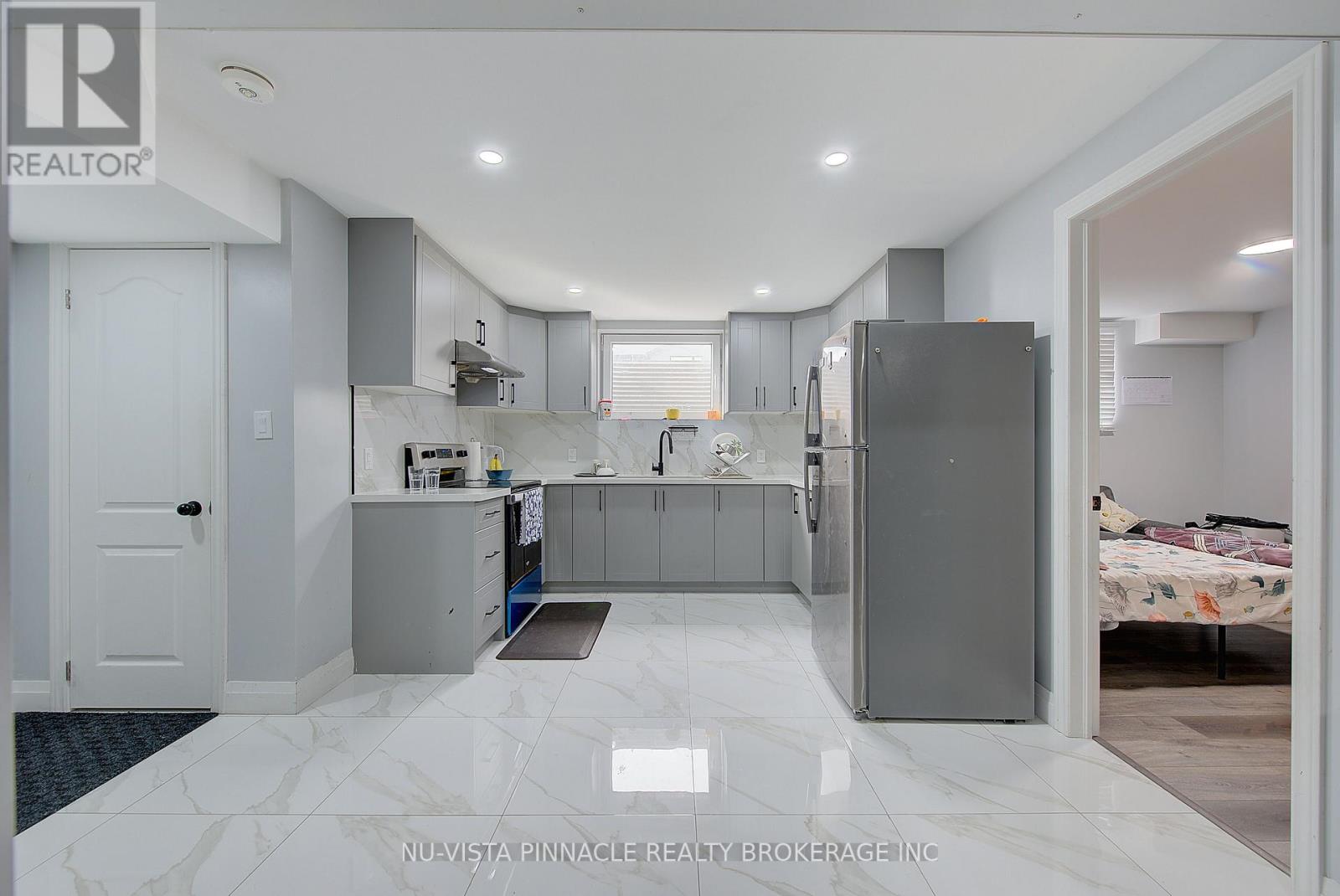 2232 Tripp Drive, London South, Ontario  N6P 0E8 - Photo 41 - X12640688