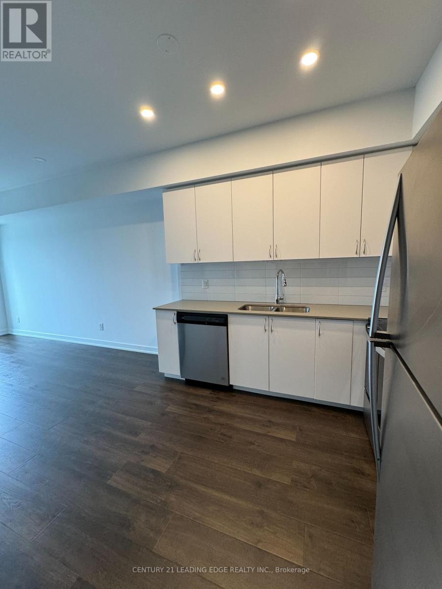 1210 - 56 Lakeside Terrace, Barrie, Ontario  L4M 7B9 - Photo 4 - S12634462