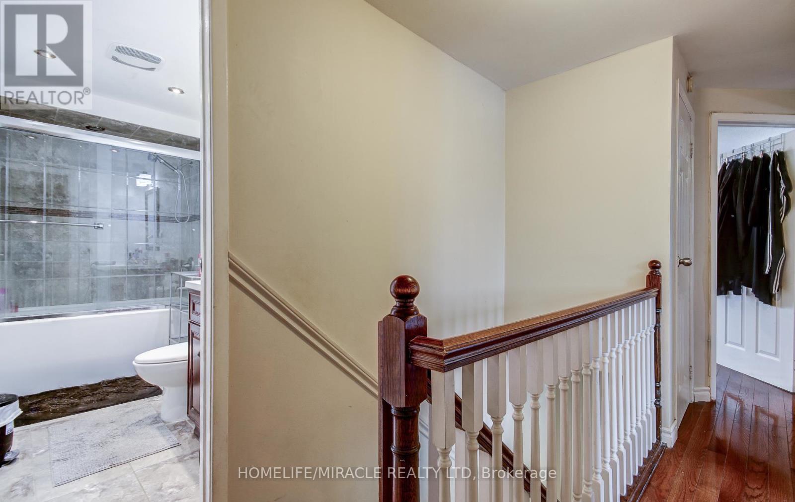 3124 Patrick Crescent, Mississauga, Ontario  L5N 3G5 - Photo 20 - W12639888