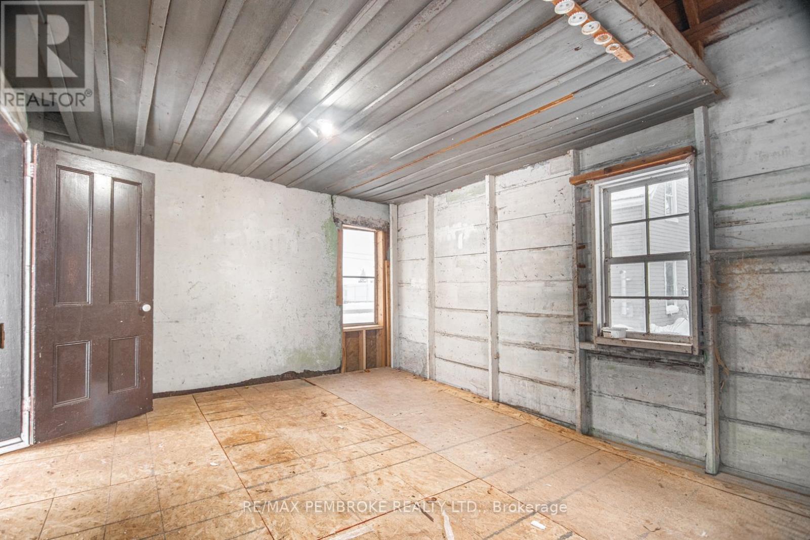 2146 Westmeath Road, Whitewater Region, Ontario  K0J 2L0 - Photo 29 - X12640666