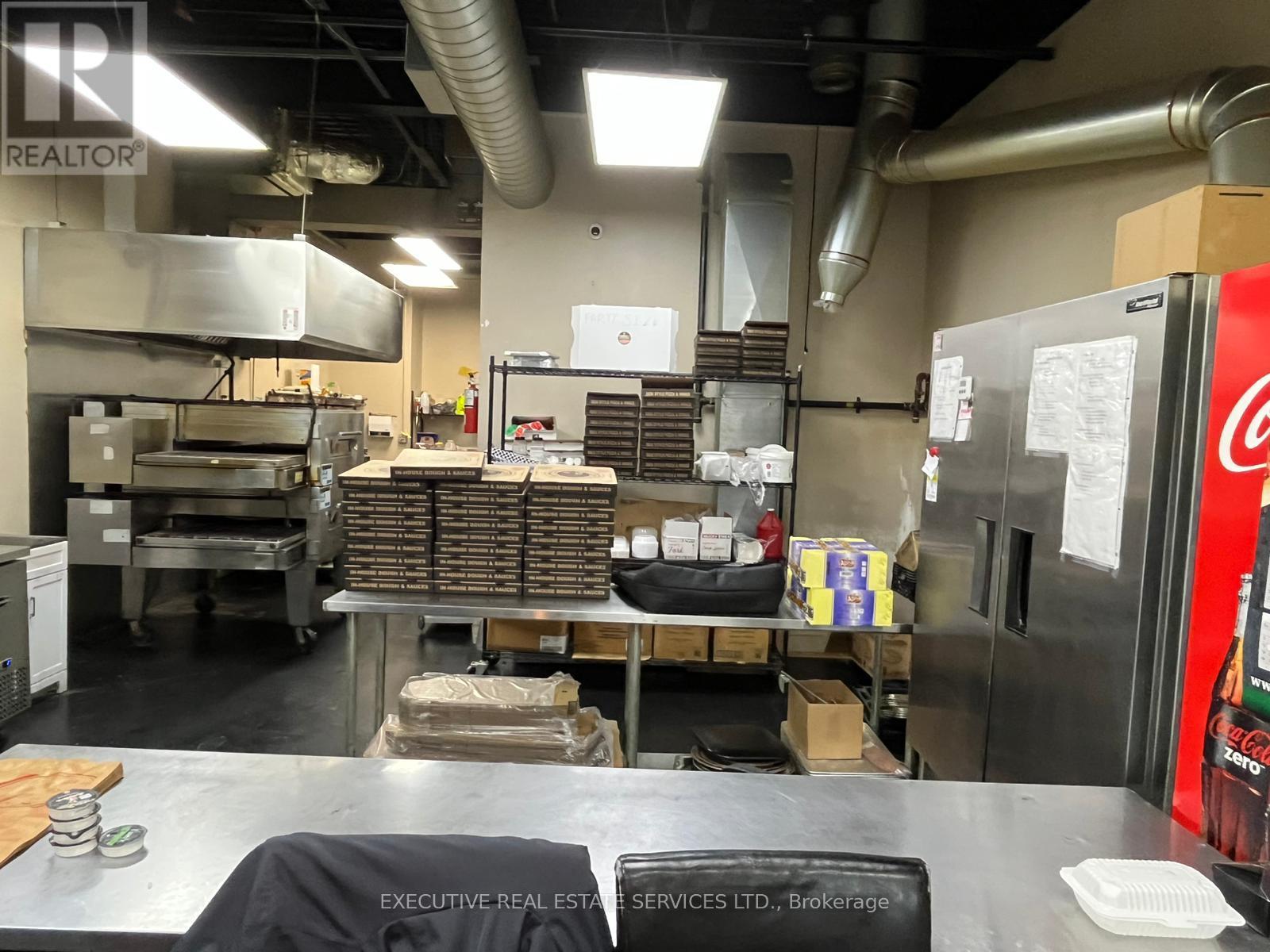 140 HIGHWAY 8, Hamilton, Ontario