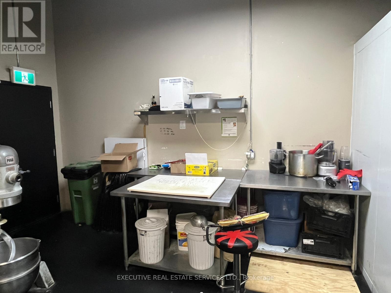 140 Highway 8, Hamilton, Ontario  L8G 1C2 - Photo 10 - X12640548