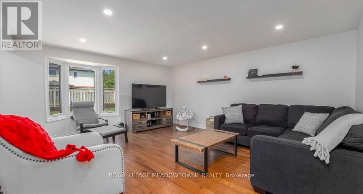 47 Ruffian Road, Brantford, Ontario  N3P 1R5 - Photo 3 - X12640556