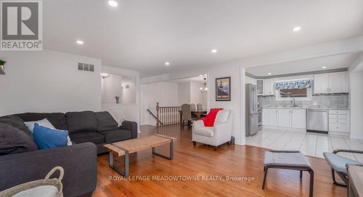 47 Ruffian Road, Brantford, Ontario  N3P 1R5 - Photo 4 - X12640556