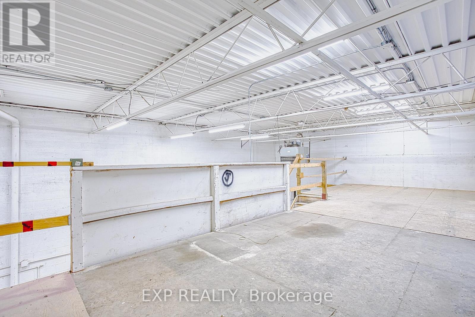 5 - 31 Bigwin Road, Hamilton, Ontario  L8W 3R3 - Photo 33 - X12640612