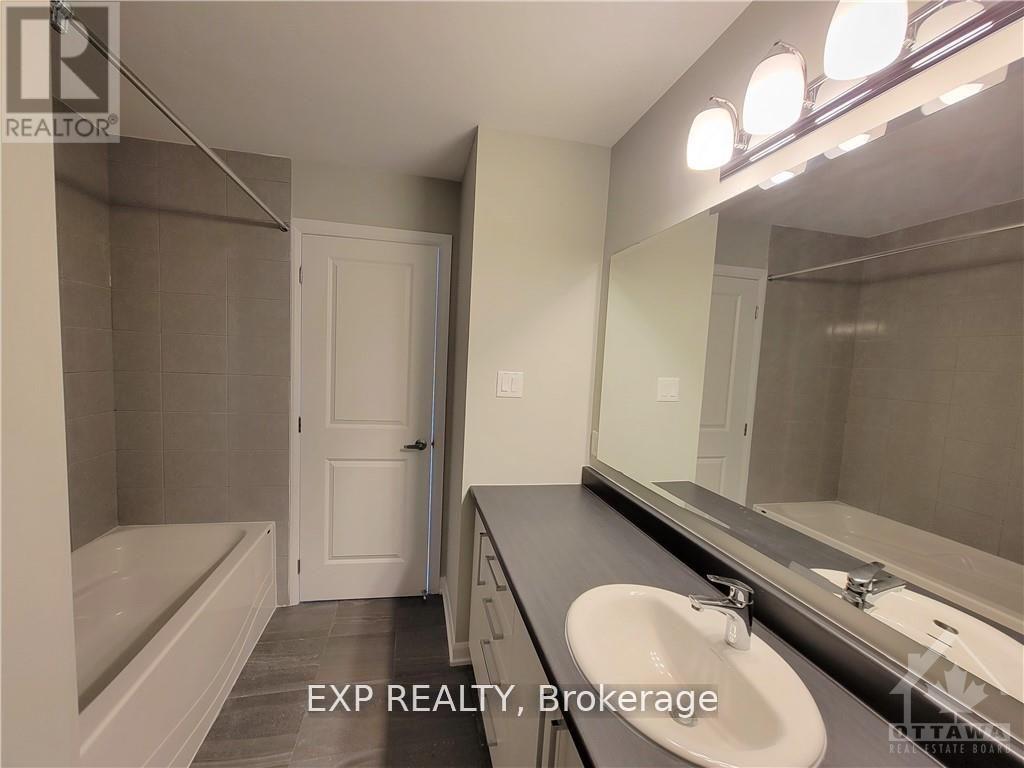 65 Teelin Circle, Ottawa, Ontario  K2J 6T9 - Photo 14 - X12640712
