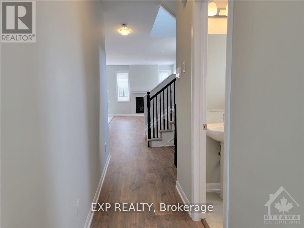 65 Teelin Circle, Ottawa, Ontario  K2J 6T9 - Photo 5 - X12640712
