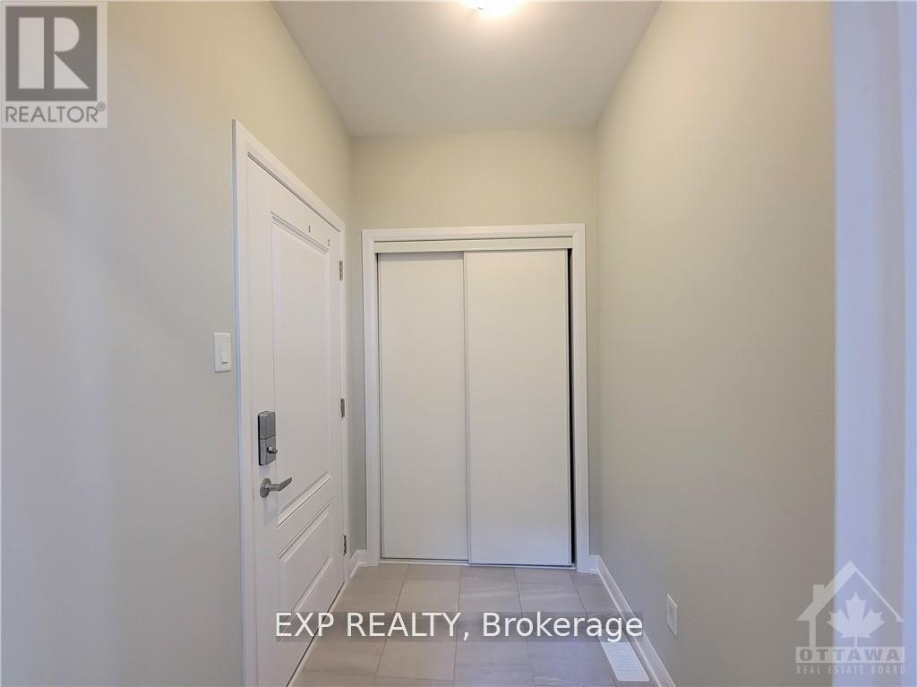 65 Teelin Circle, Ottawa, Ontario  K2J 6T9 - Photo 7 - X12640712