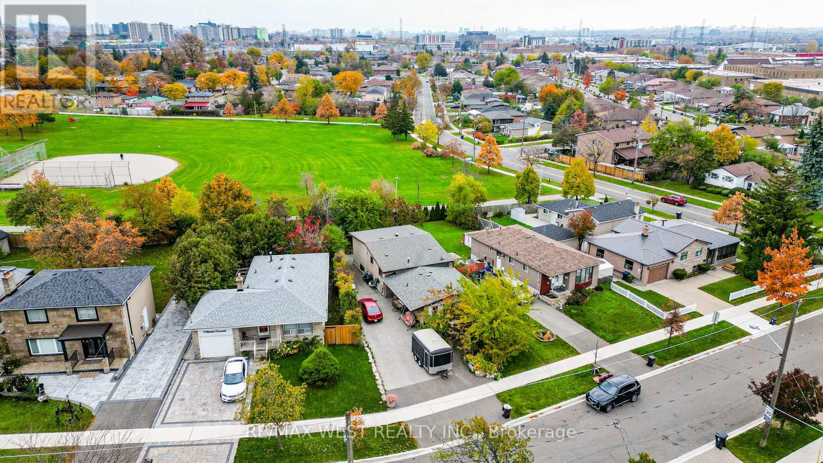 7 Bimini Crescent, Toronto, Ontario  M3N 1S1 - Photo 13 - W12517210