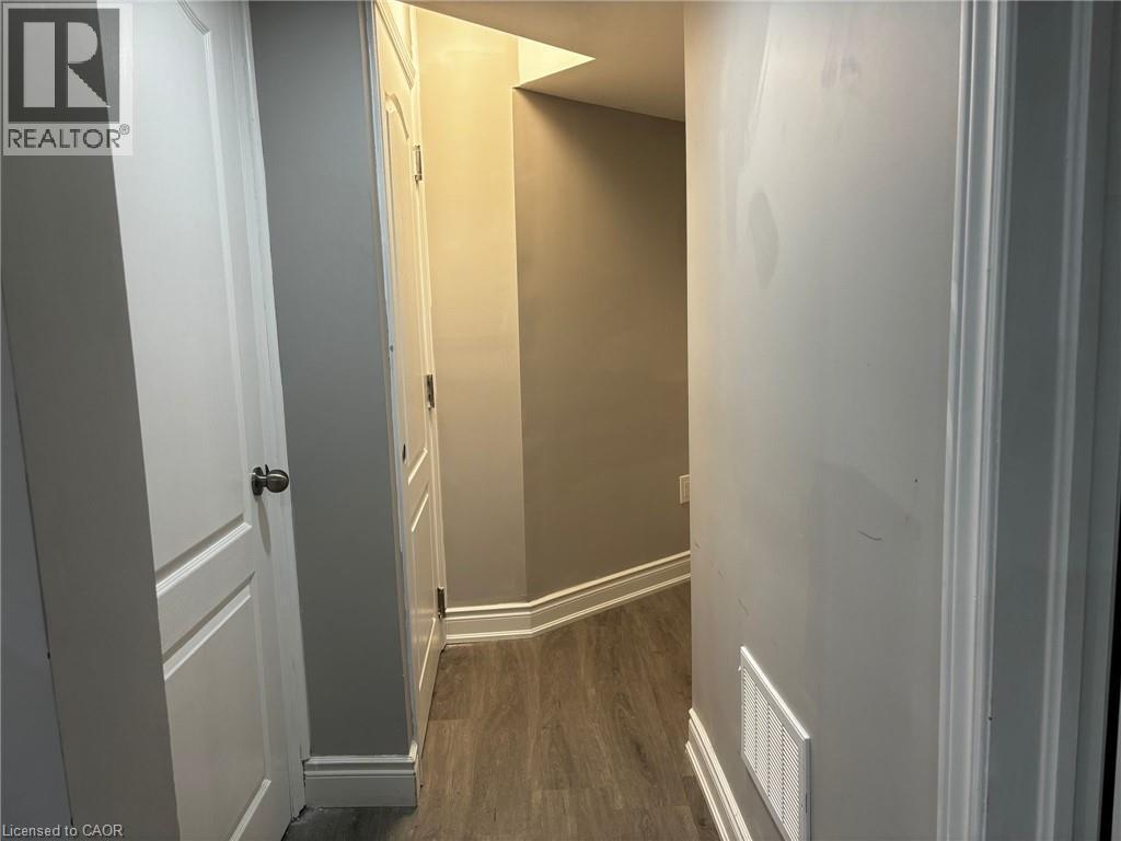 11 Overholt Drive Unit# Lower, Thorold, Ontario  L2V 0G4 - Photo 4 - 40794458