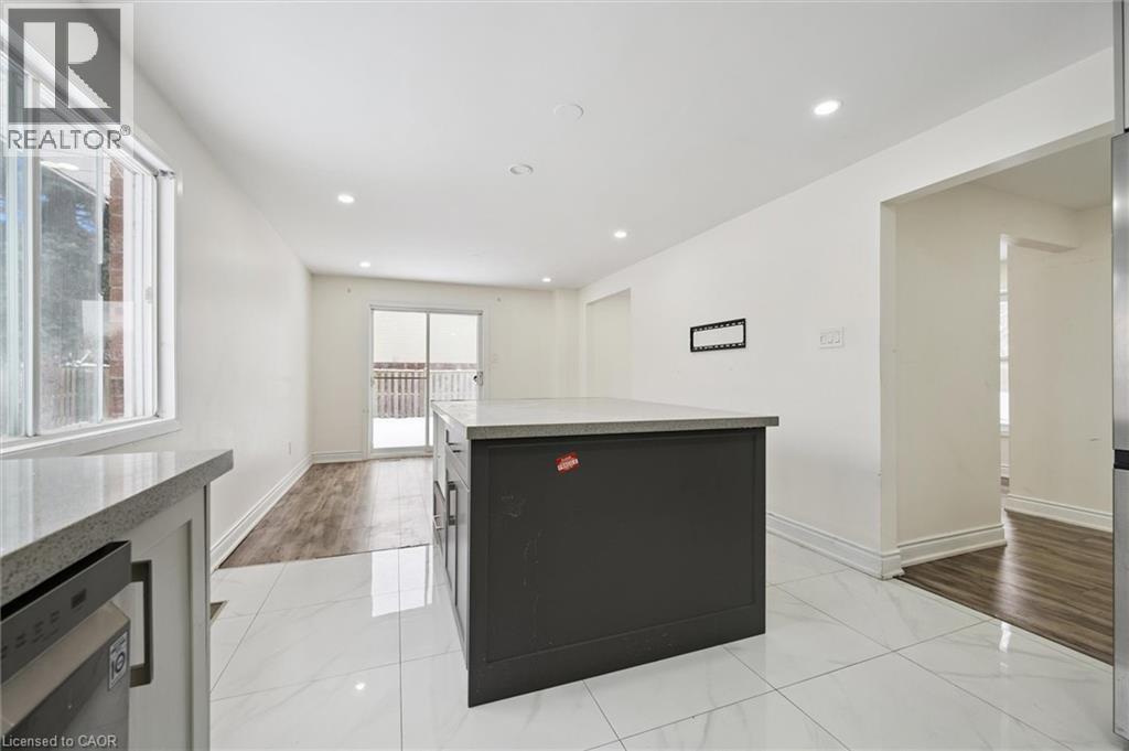 107 Foxridge Drive, Cambridge, Ontario  N3C 3V7 - Photo 15 - 40794316