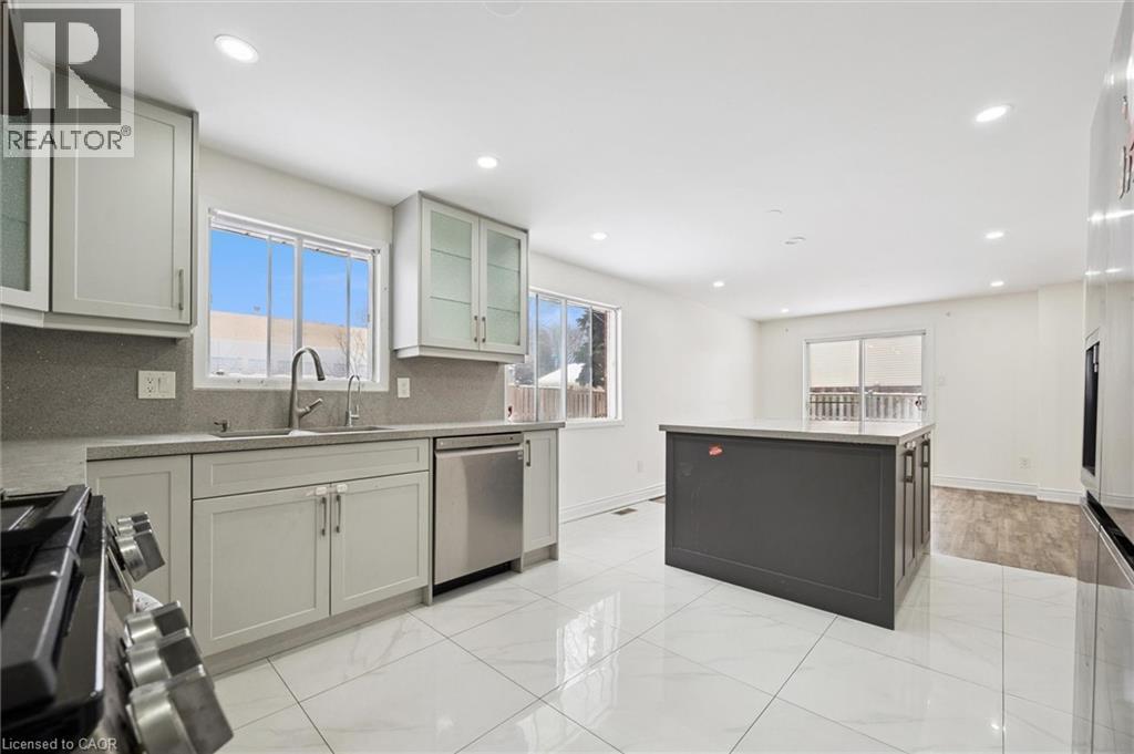 107 Foxridge Drive, Cambridge, Ontario  N3C 3V7 - Photo 16 - 40794316