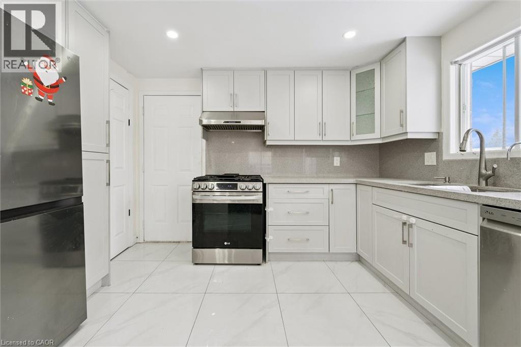 107 Foxridge Drive, Cambridge, Ontario  N3C 3V7 - Photo 19 - 40794316