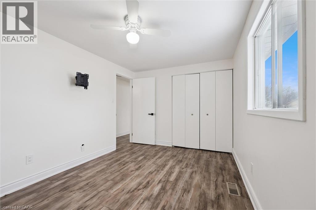 107 Foxridge Drive, Cambridge, Ontario  N3C 3V7 - Photo 24 - 40794316