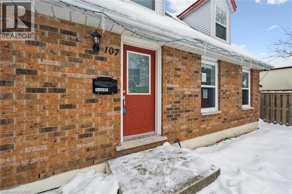 107 Foxridge Drive, Cambridge, Ontario  N3C 3V7 - Photo 5 - 40794316