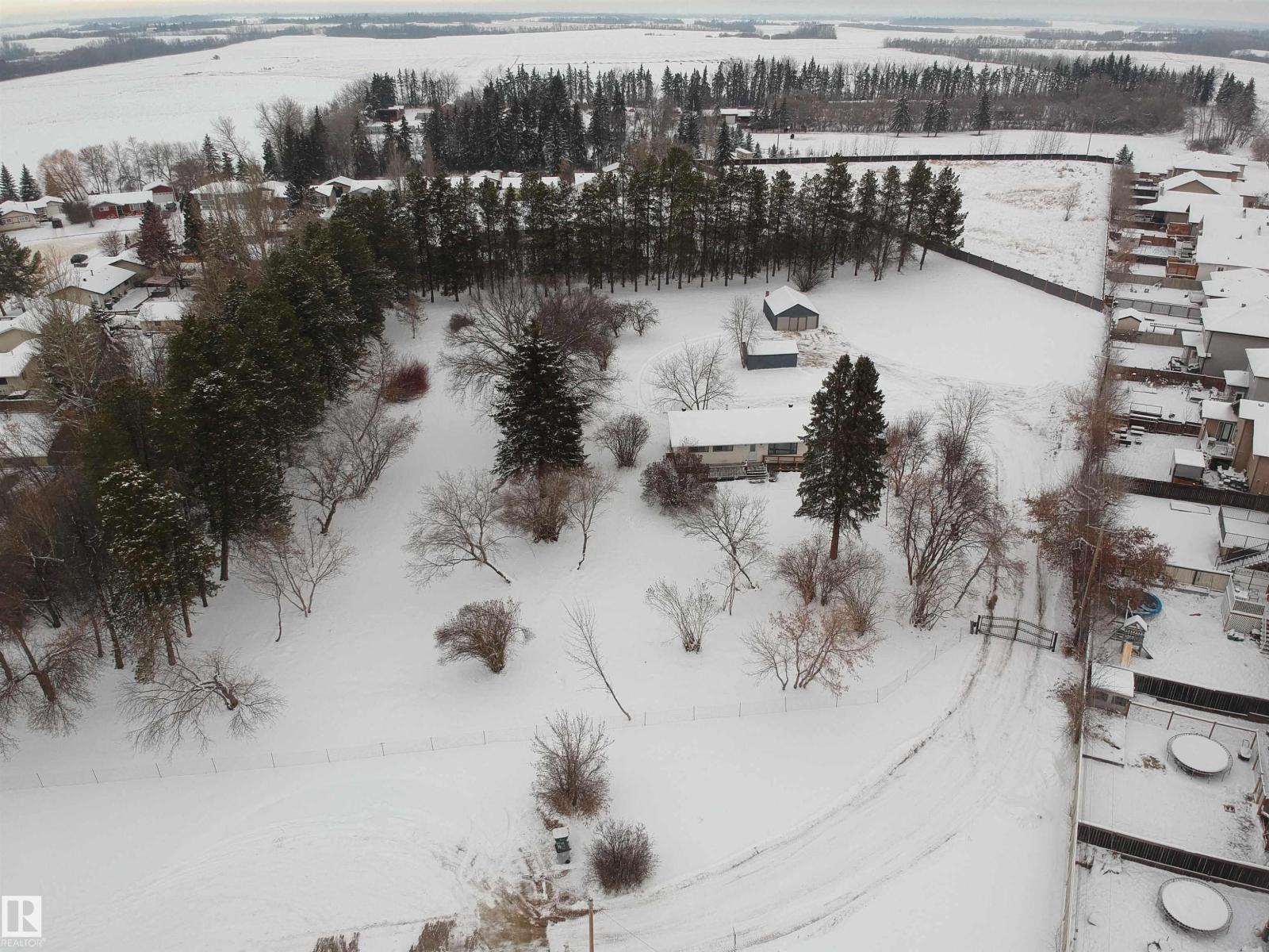 5203 51a Av, Rural Sturgeon County, Alberta  T0A 0K0 - Photo 72 - E4468350