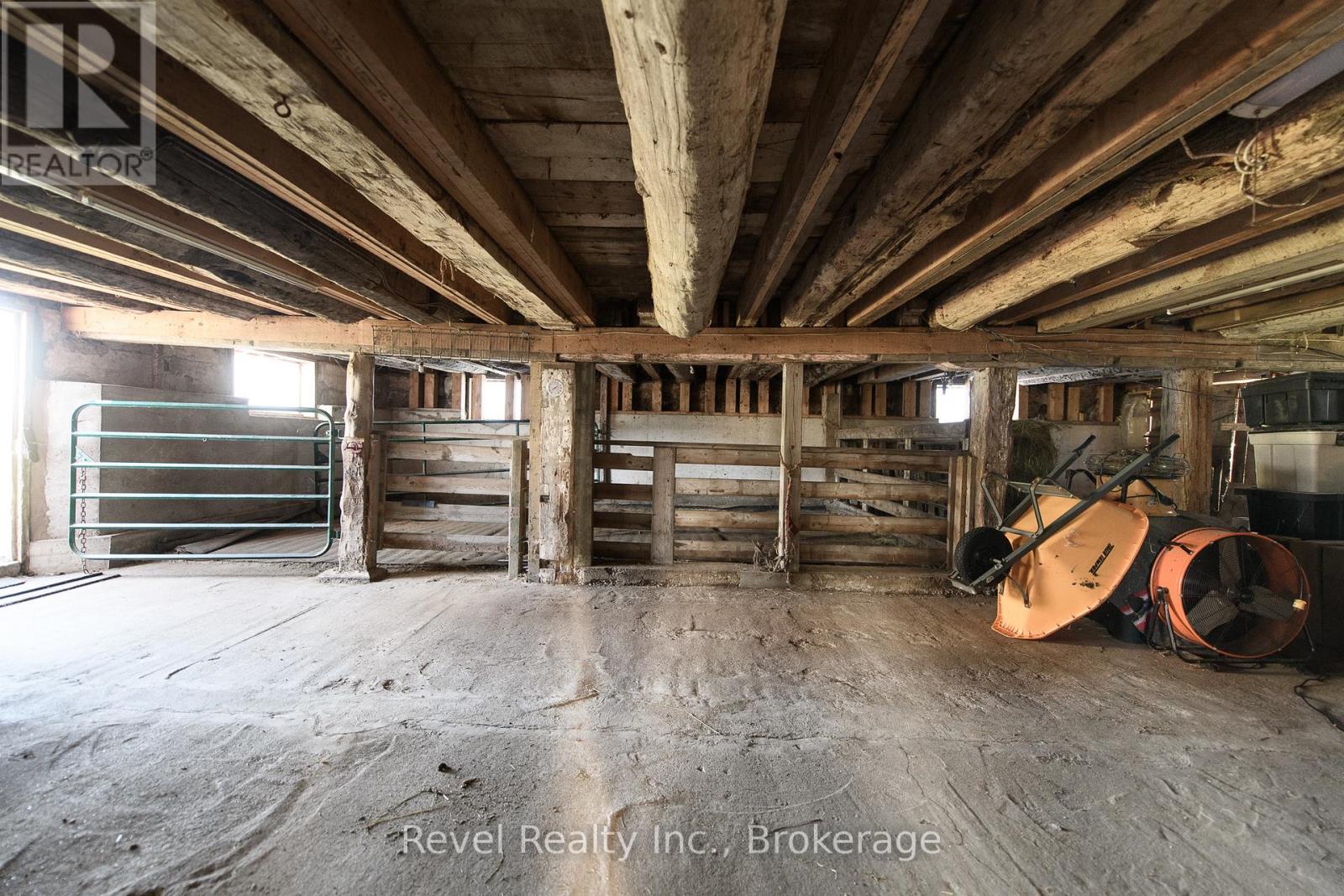 6905 Regent Street, Clearview, Ontario  L9Y 3Z1 - Photo 22 - S12444190