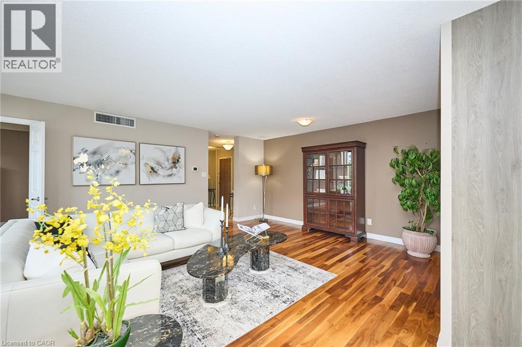 1240 Marlborough Court Unit# 504, Oakville, Ontario  L6H 3K7 - Photo 13 - 40793949