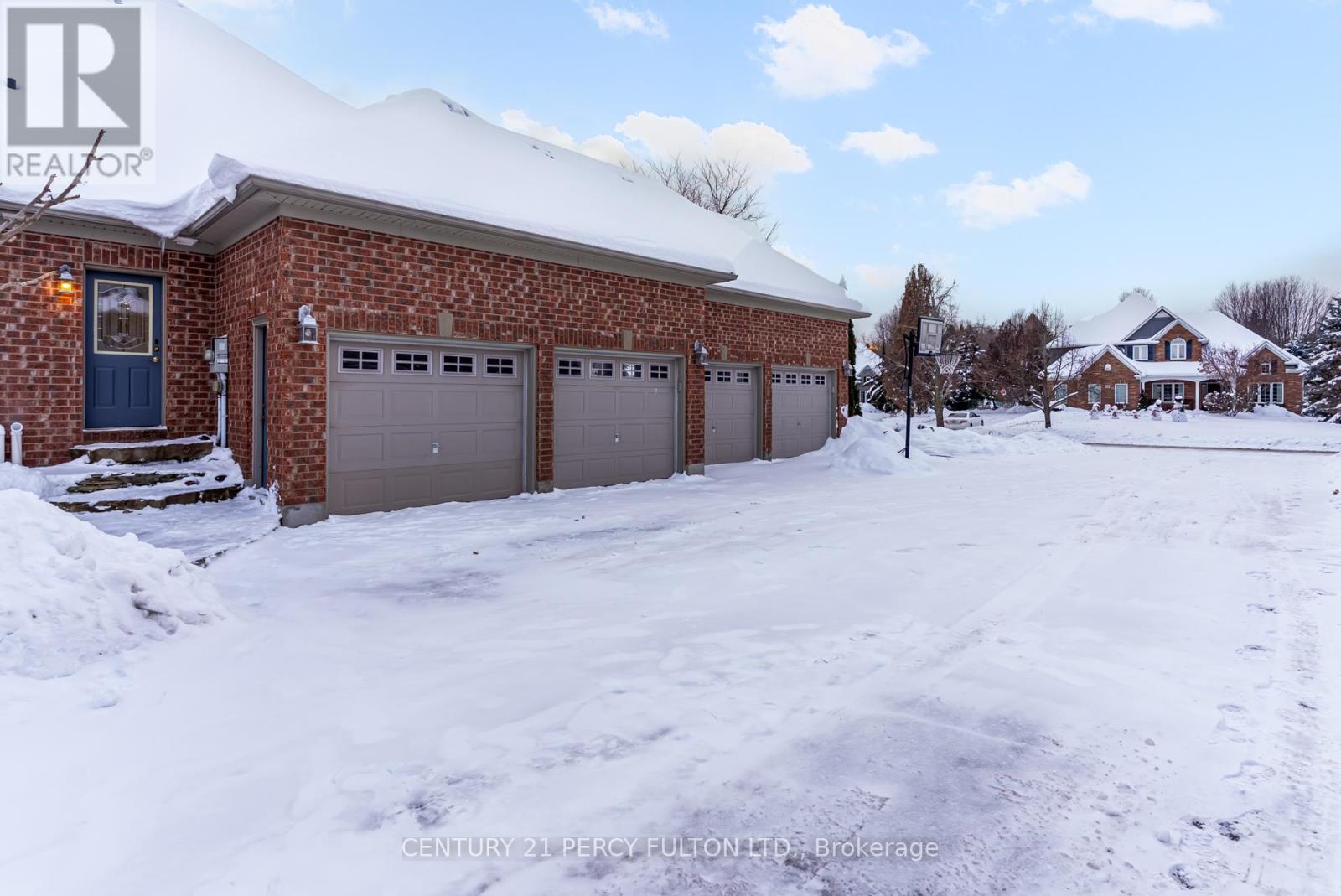 19 Wilson House Drive, Whitby, Ontario  L0B 1A0 - Photo 4 - E12640646