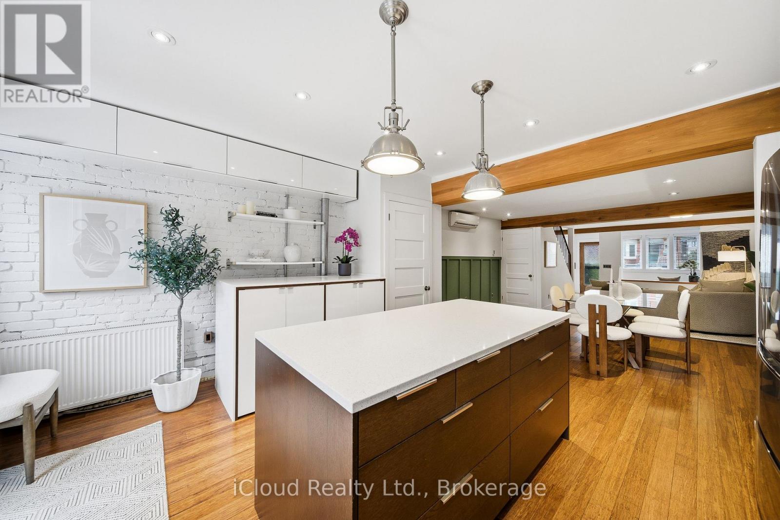 56 Arundel Avenue, Toronto, Ontario  M4K 3A4 - Photo 22 - E12640738