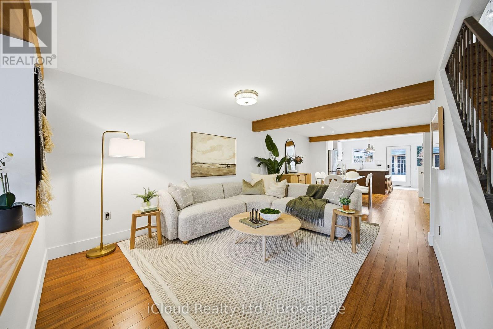 56 Arundel Avenue, Toronto, Ontario  M4K 3A4 - Photo 7 - E12640738