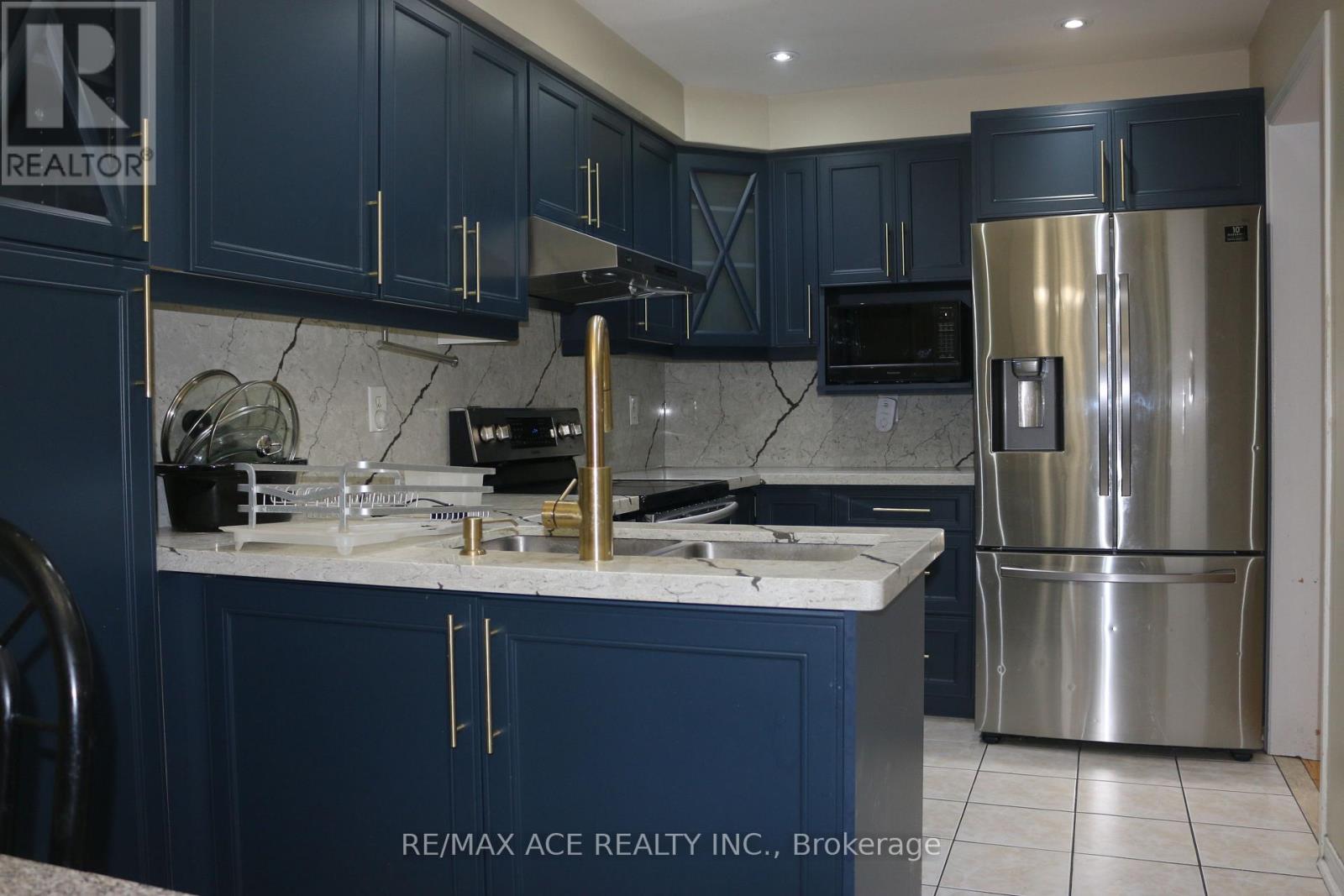 Main - 240 Mclevin Avenue, Toronto, Ontario  M1B 6C3 - Photo 6 - E12640744