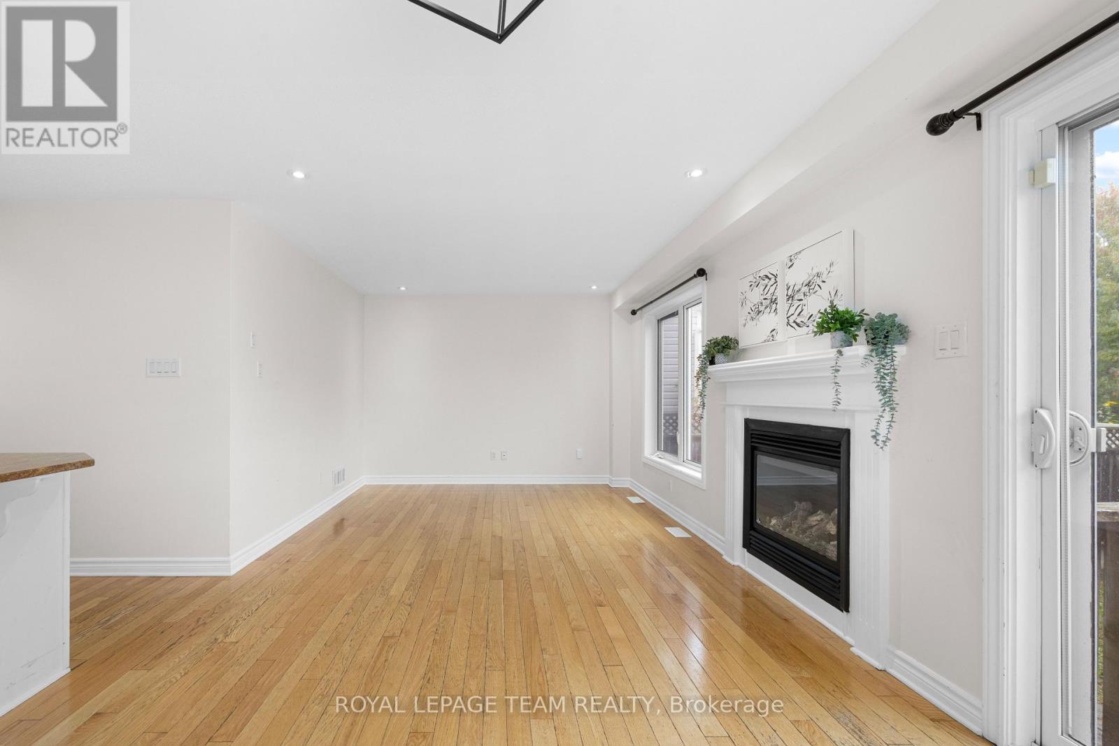 687 Paul Metivier Drive, Ottawa, Ontario  K2J 2T4 - Photo 21 - X12462871